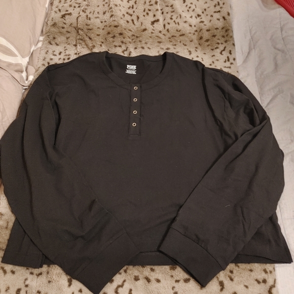 PINK Victoria's Secret Tops - Cropped Henley